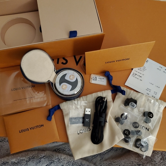 Louis Vuitton Accessories - Authentic Louis Vuitton Ear Phones